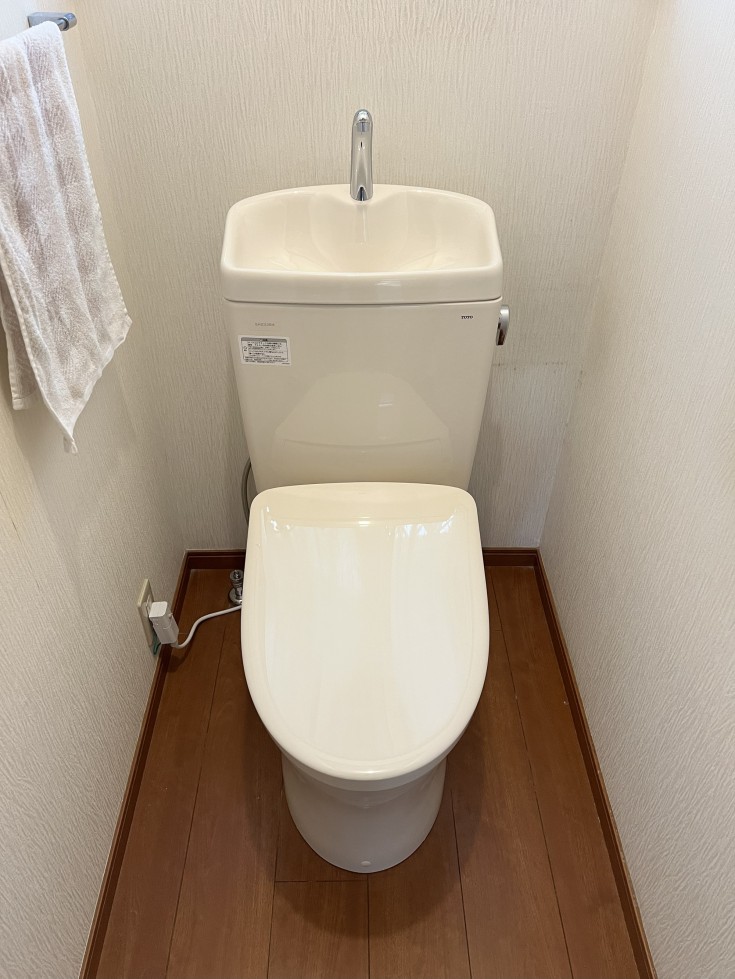 トイレ器具一式取替工事