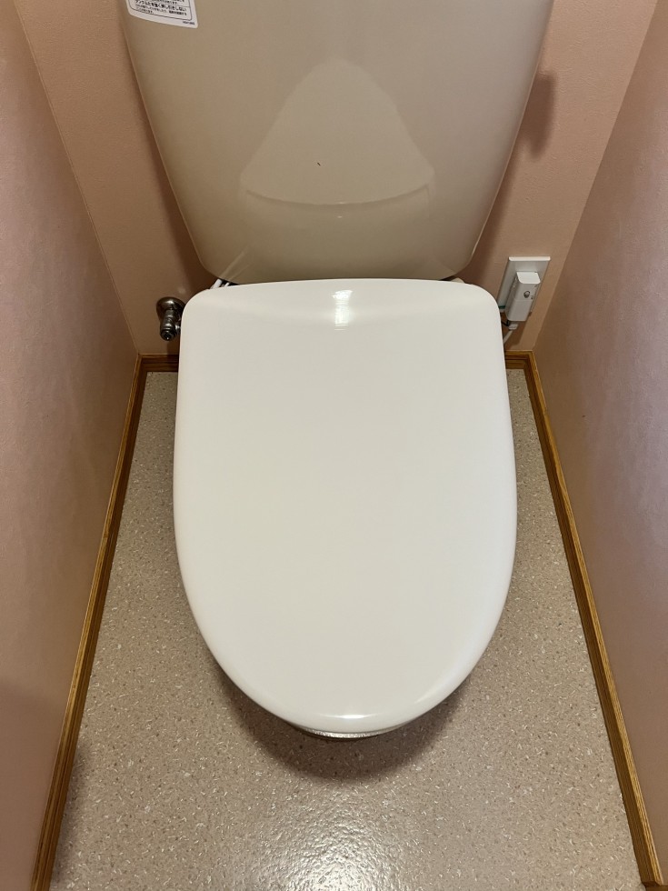 トイレ便座取替工事